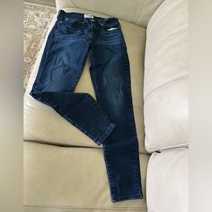 Denizen skinny jeans size 4
